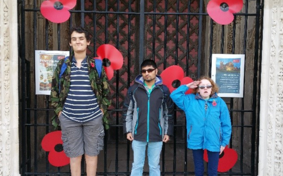 cn-class-at-exeter-cathedral-armistace-service-exeter-deaf-academy-2-website-1.jpg