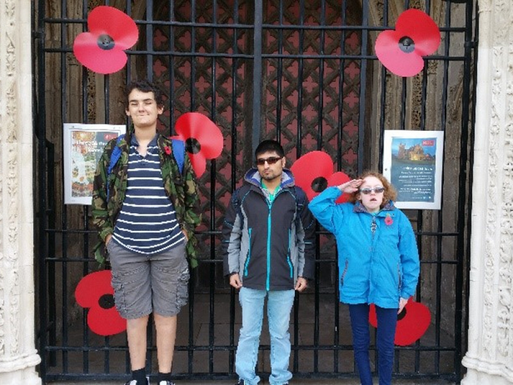 cn-class-at-exeter-cathedral-armistace-service-exeter-deaf-academy-2-website-1.jpg