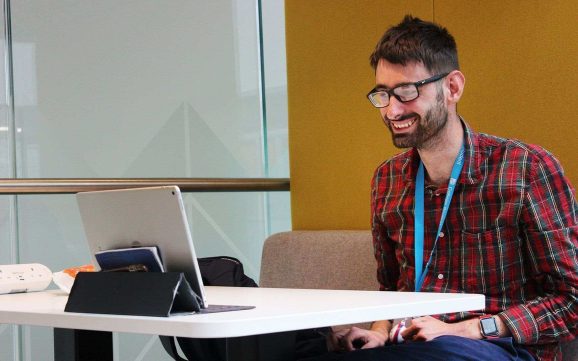 Deaf_student_learning_computer